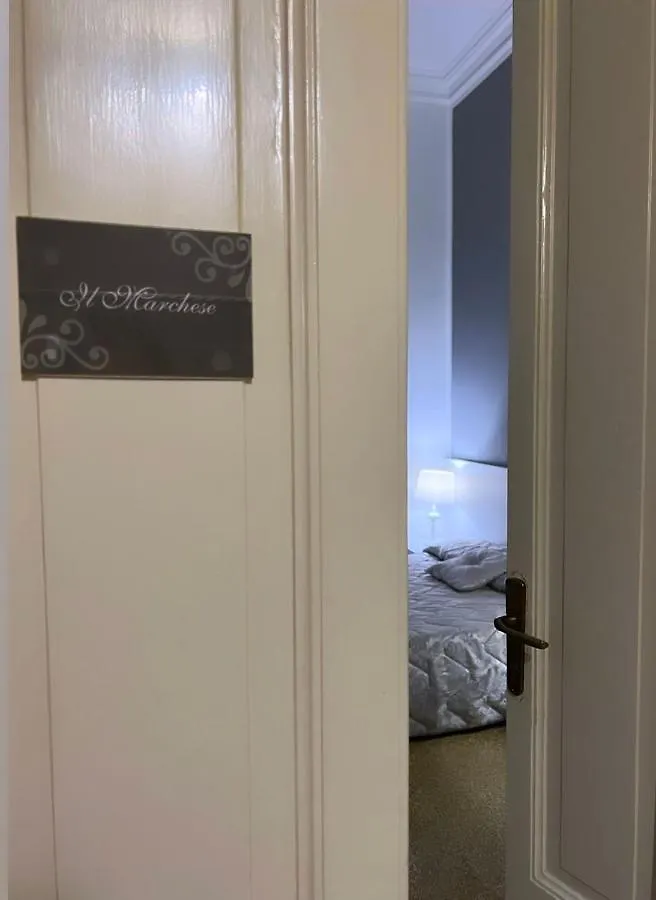 Bed and Breakfast Palazzo Napolitano Palermo 0*,  Italia